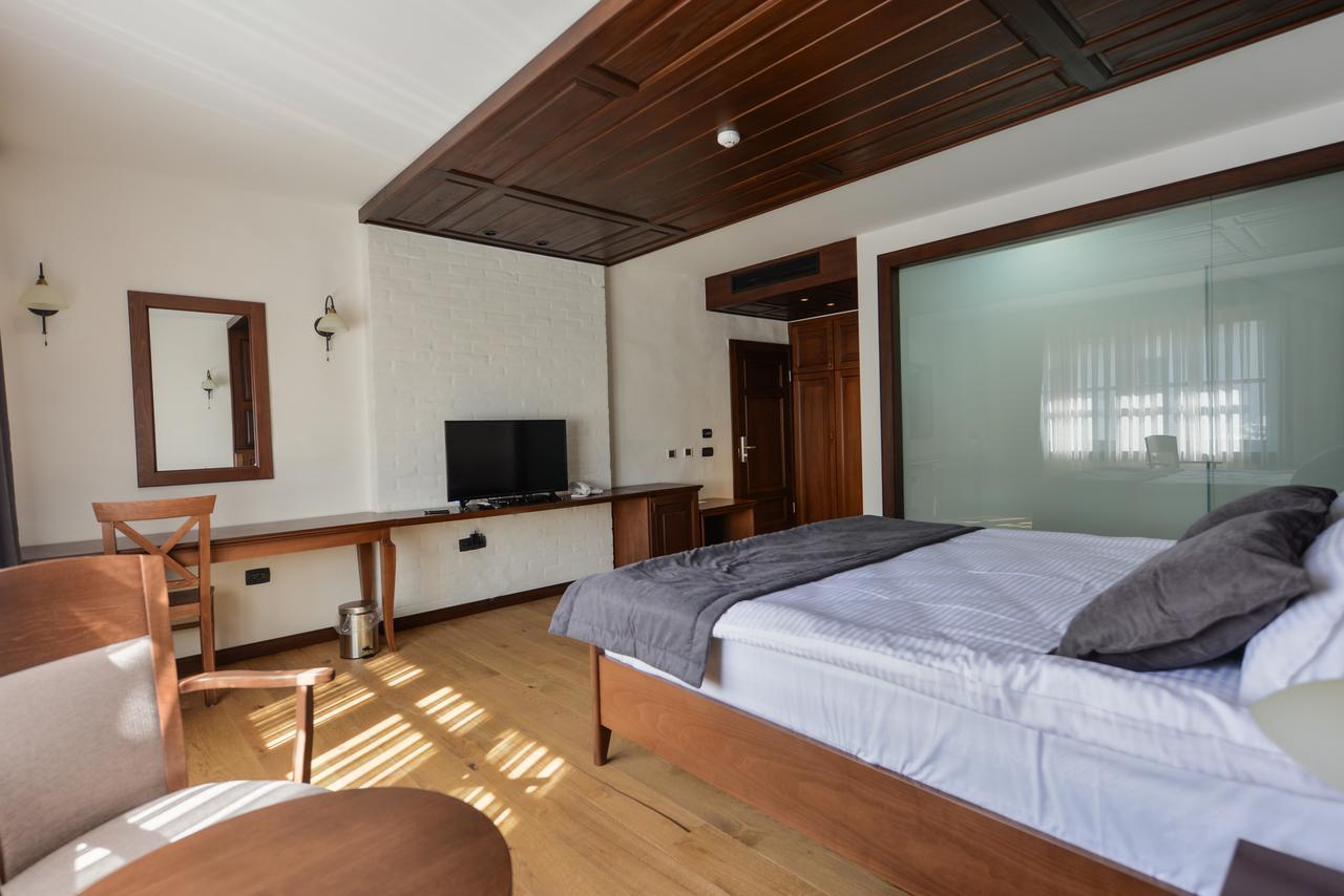 Hotel Barleti Prizren Exterior photo